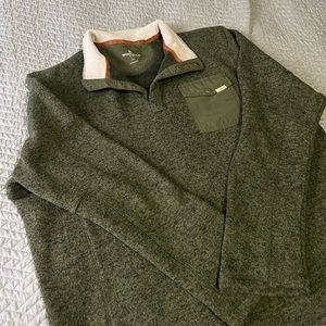Woolrich Front Pocket Button Pullover (L)